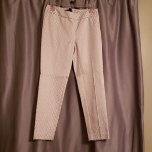 White house black market ankle capris size 0R